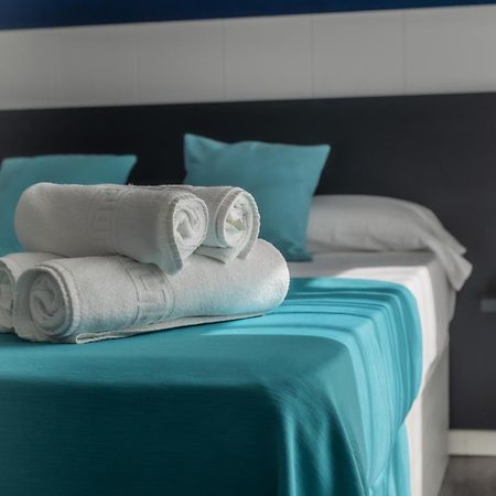 Sunsands Studio Con Balcones 2ºa Playa76 Carihuela Torremolinos Exterior photo